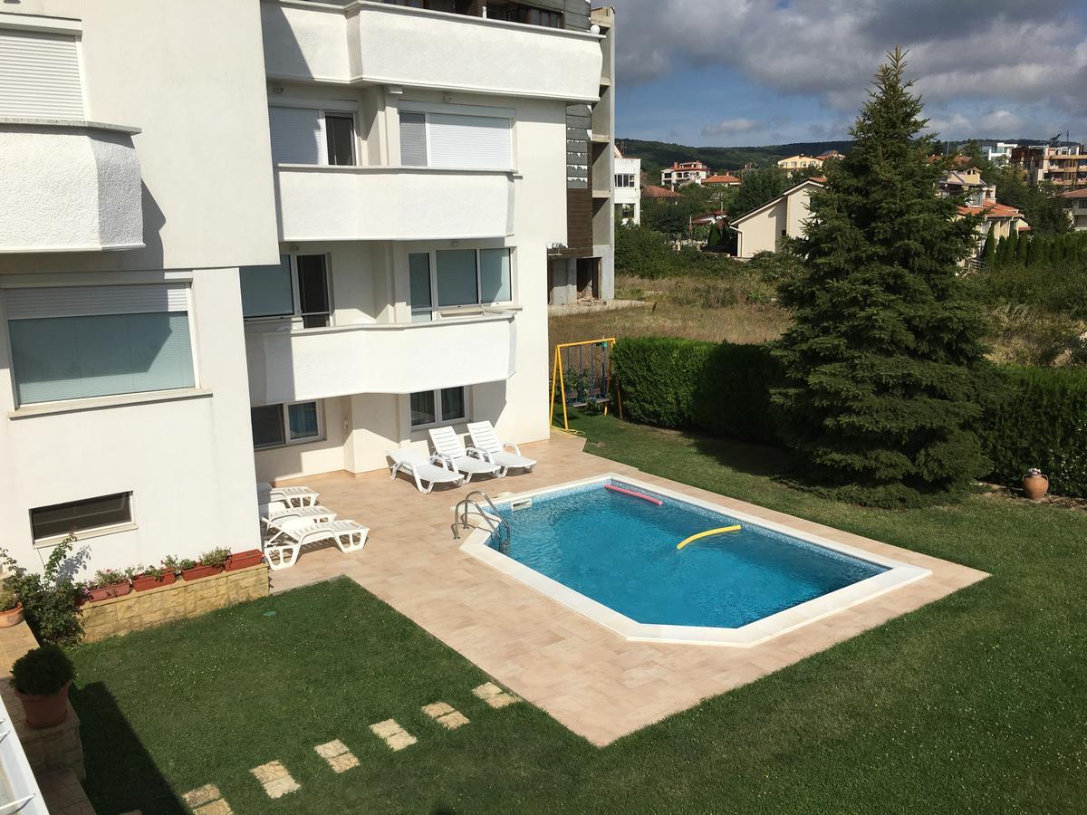 Kabakum Apartments Alen Mak Golden Sands Exterior photo